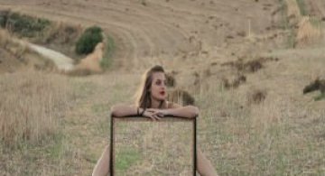 Arta de a deveni invizibil. Cand pasiunea pentru frumos iti da puteri supranaturale