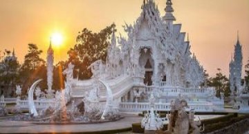 Wat Rong Khun: Templul budist, inspirat din filme SF