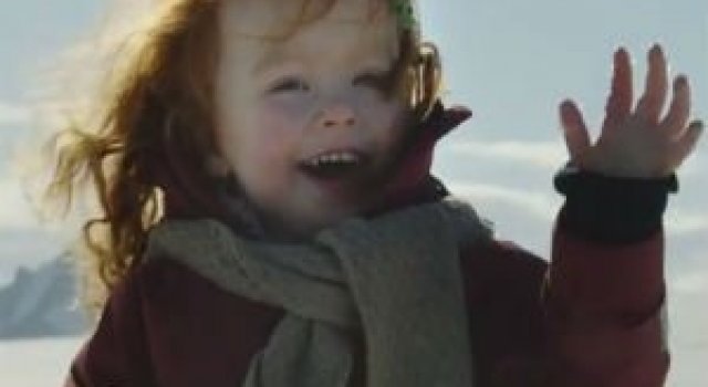 Microsoft a lansat primele spoturi publicitare pentru Windows 10
