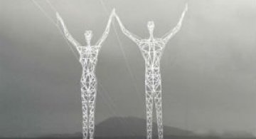 Islanda - Un taram al uriasilor, purtatori de energie electrica
