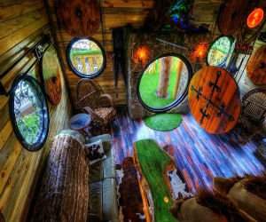 Castelul Soarelui: Casa de vacanta inspirata din Stapanul Inelelor
