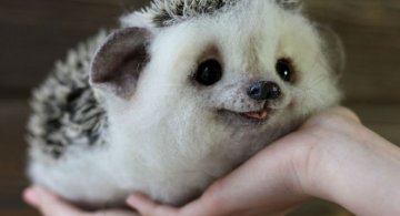 Animalute fermecatoare facute din lana