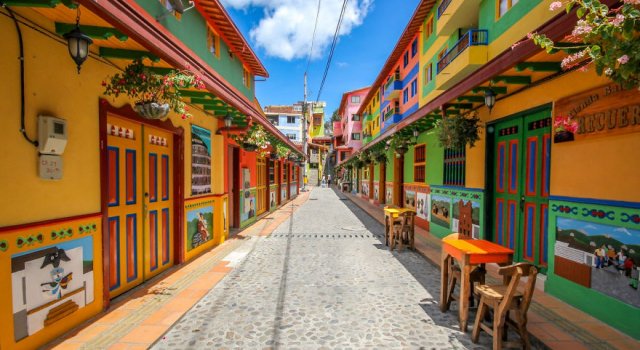 Un deliciu vizual: Cel mai colorat oras din lume