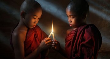 Myanmar - O calatorie plina de lumina, cu David Lazar