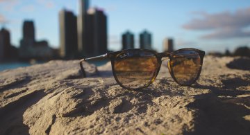 Mereu la moda: Ochelari soare pentru vara 2017