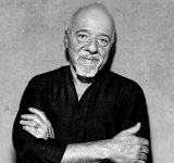 Paulo Coelho: Citate care te invata sa iei tot ce-i mai bun de la viata