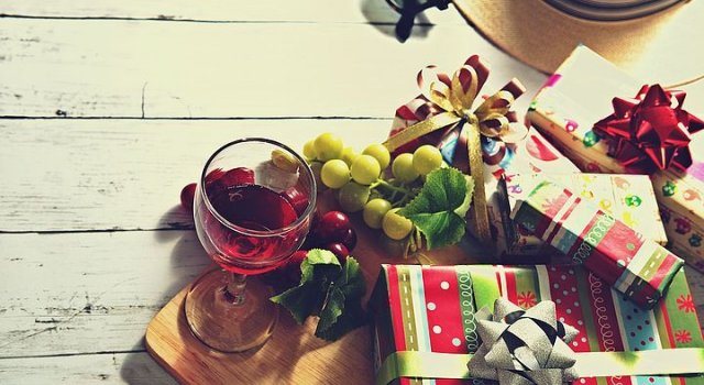 Pentru un Craciun fericit: Cum alegem cadourile perfecte pentru cei dragi