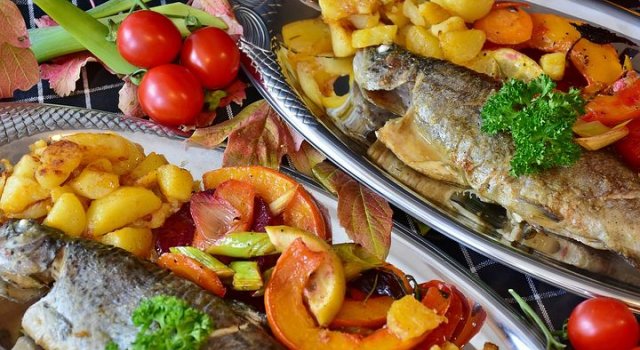Opt preparate din peste rapide si delicioase pentru masa de Florii