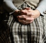Cum sa traiesti 100 de ani: Cele mai amuzante secrete ale centenarilor