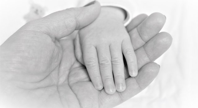 Studiu: Copiii au nevoie de bunici mai mult decat ne putem imagina
