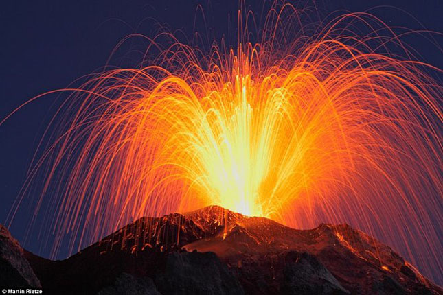 55 de poze cu un fenomen fascinant: eruptia vulcanica - Poza 31