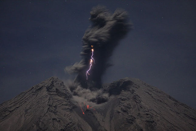 55 de poze cu un fenomen fascinant: eruptia vulcanica - Poza 46