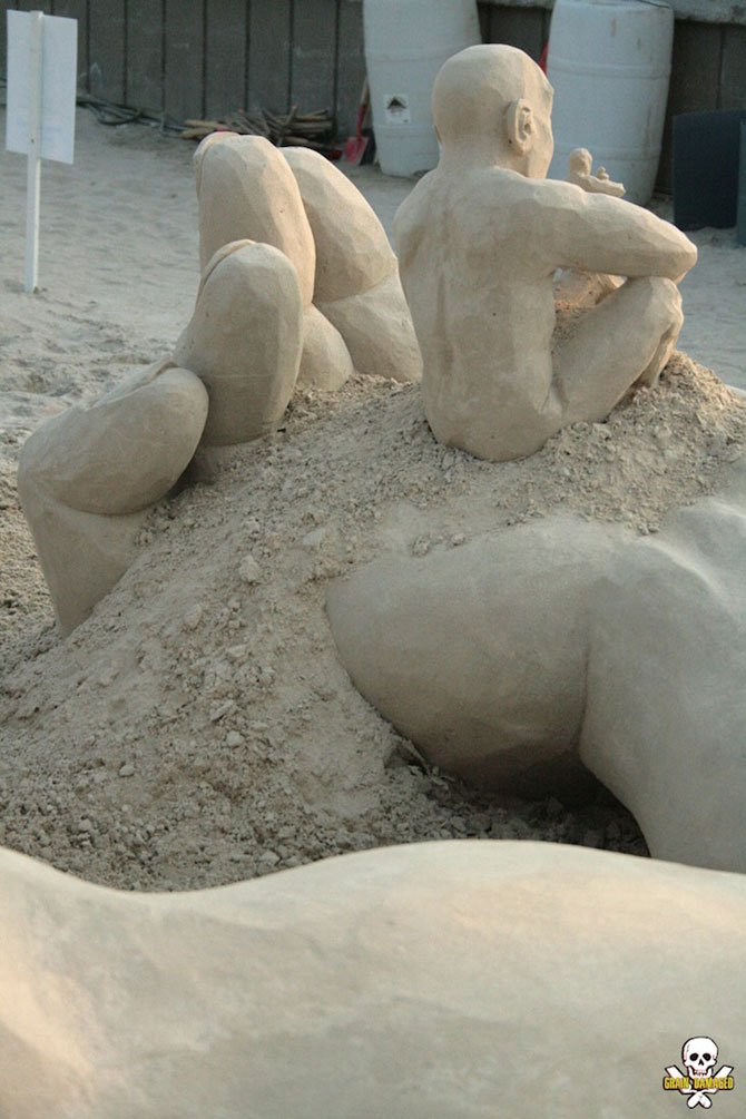 Infinity, o noua sculptura din nisip de Carl Jara - Poza 3