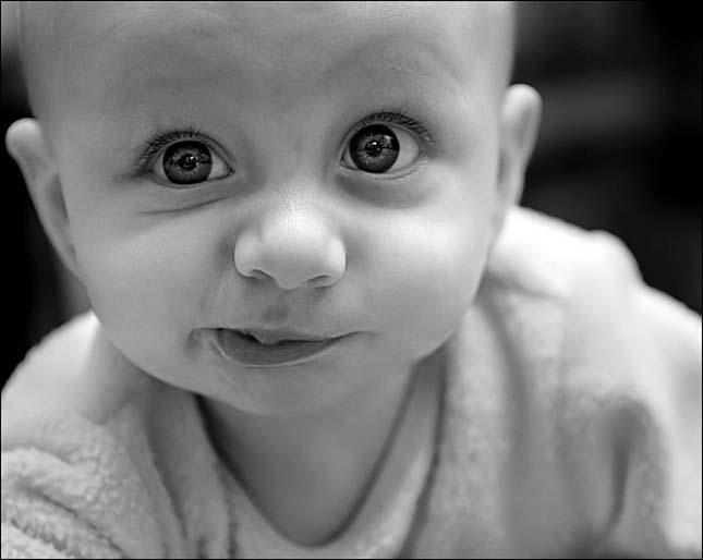Emotii de bebelusi in 40 de fotografii superbe