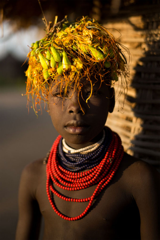 Trib pe cale de disparitie din Etiopia in portrete elegante - Poza 5