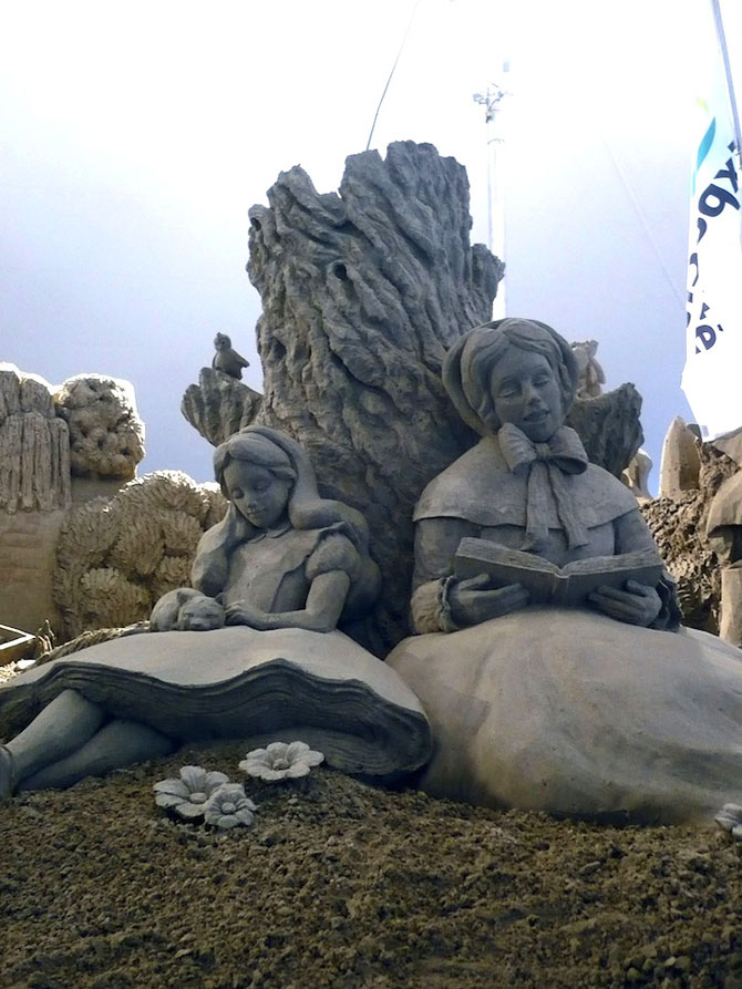 Sculpturi incredibile din nisip, de Susanne Ruseler - Poza 9