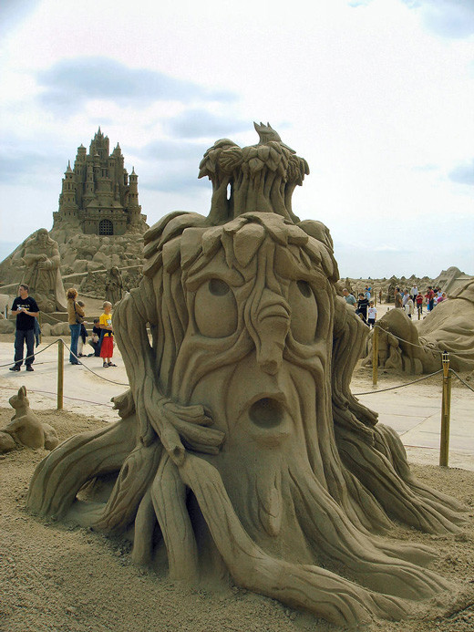 38 sculpturi incredibile in nisip