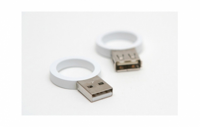 Foto 20: 35 de USB-uri traznite
