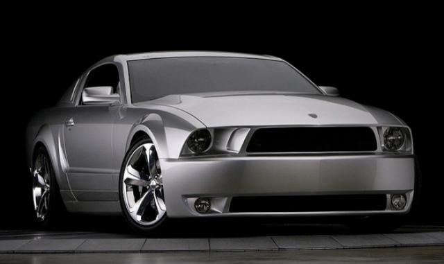 Foto 2: Iacocca Silver Ford Mustang