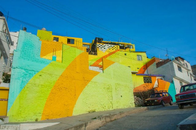 Curcubeu mural: Un proiect de unire a oamenilor prin culoare - Poza 5