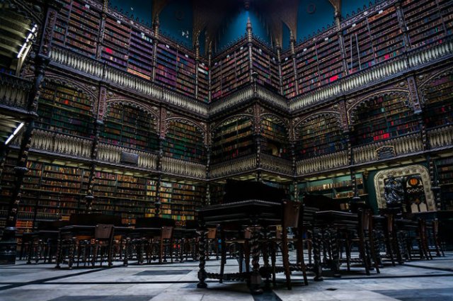 Klementinum - Biblioteca bijuterie din Praga, care a uimit lumea