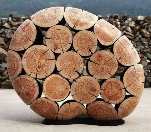Magicianul lemnului: Transforma resturile de copaci in sculpturi sofisticate